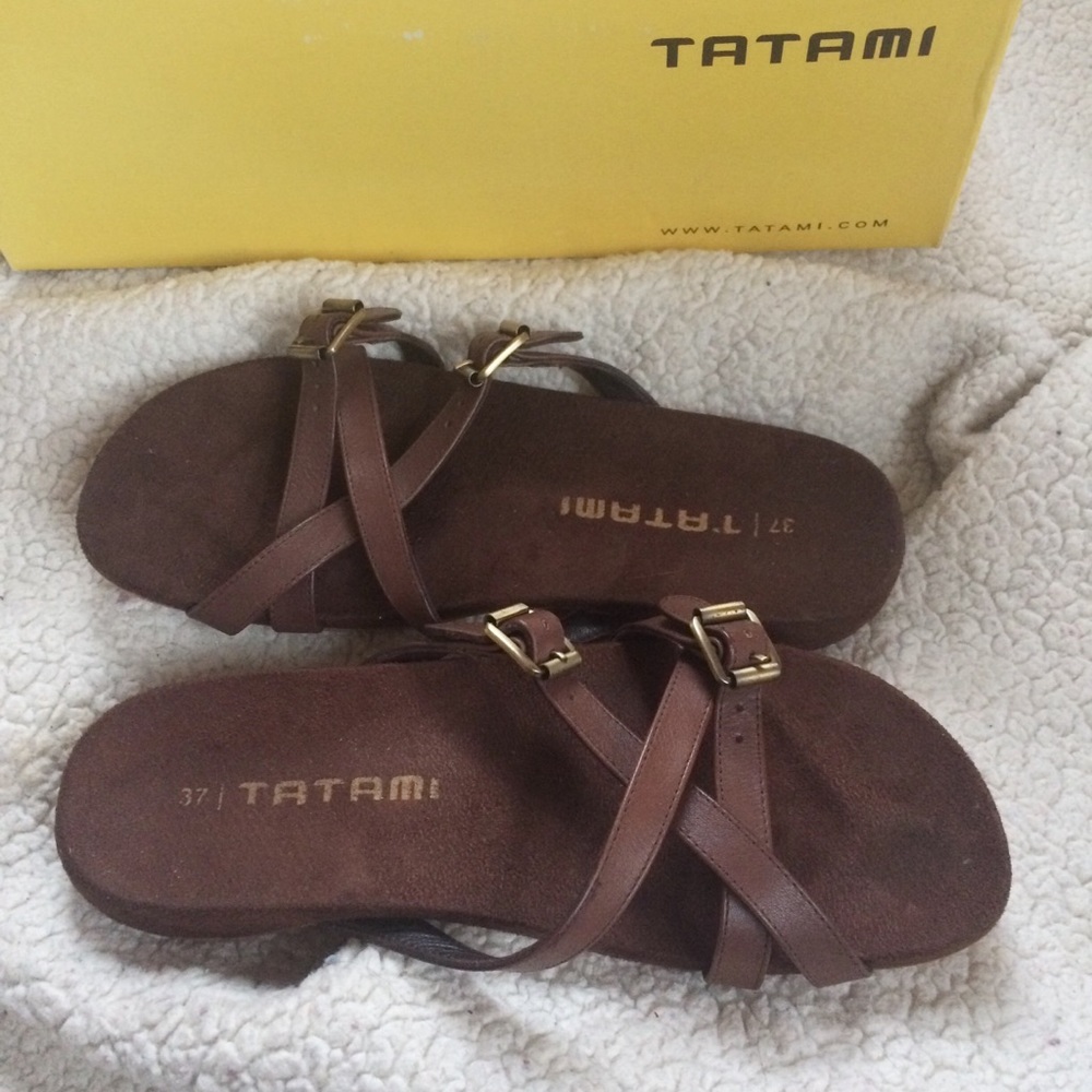 ❤️ 3.99 SHIP Tatami Deadstock Leyla strappy sandal